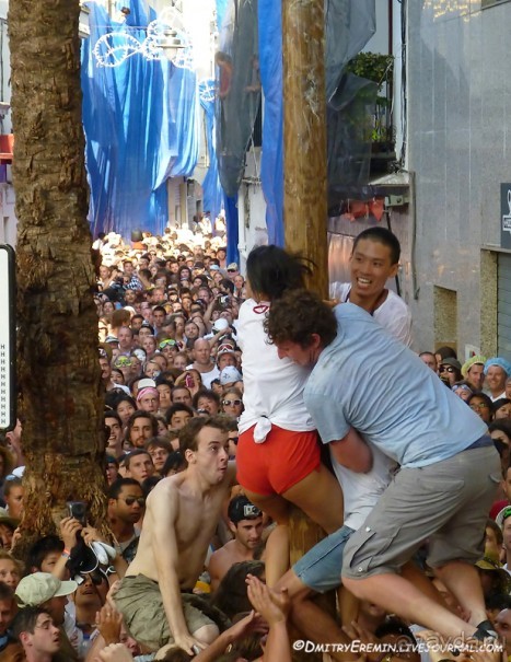 Ла Томатина: не помылишь — не залезешь! (Bunol, Spain)