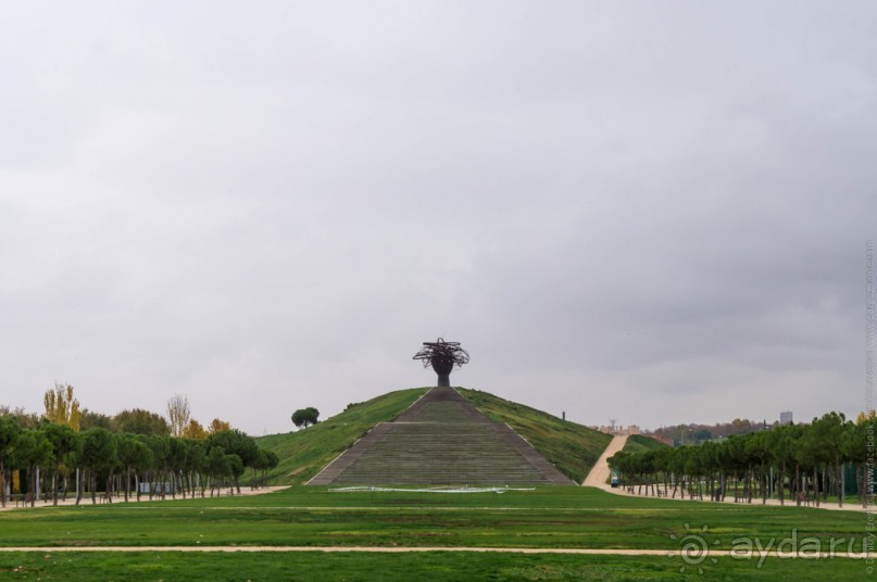 Необычная архитектура Мадрида (Madrid, Spain)