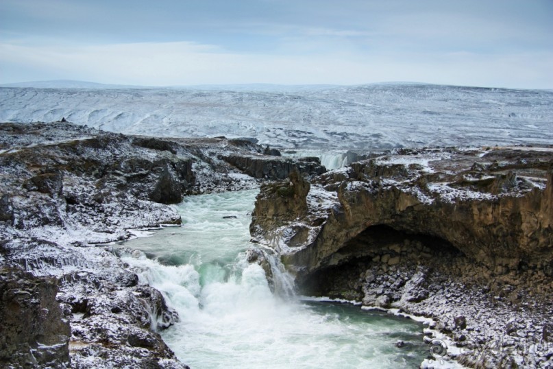 «Открытие Исландии» часть 12: О, Боже! Водопад!… и Столица севера (Godafoss, Akureyri, Iceland)