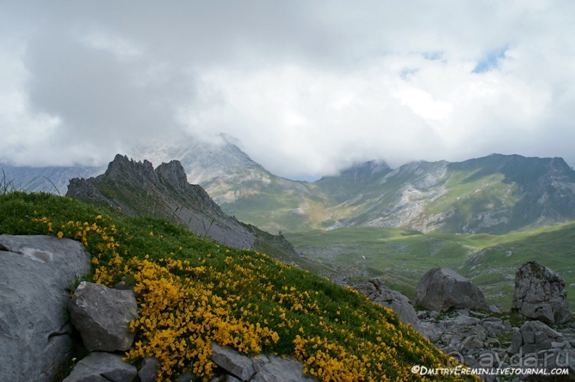 Туманная Астурия (Asturias, Fuente-de, Spain)