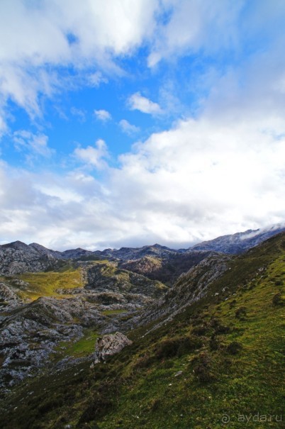 Столица Испанского королевства и горно-озёрный рай (Cangas de Onis, Spain)