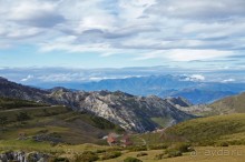Столица Испанского королевства и горно-озёрный рай (Cangas de Onis, Spain)