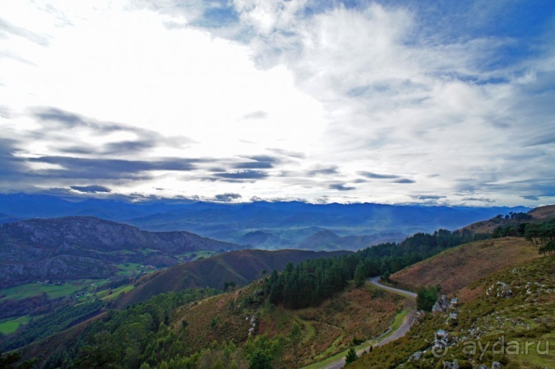 Столица Испанского королевства и горно-озёрный рай (Cangas de Onis, Spain)