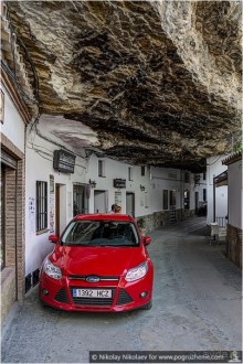 Андалусия и город под скалой (Setnil De Las Bodegas, Spain)