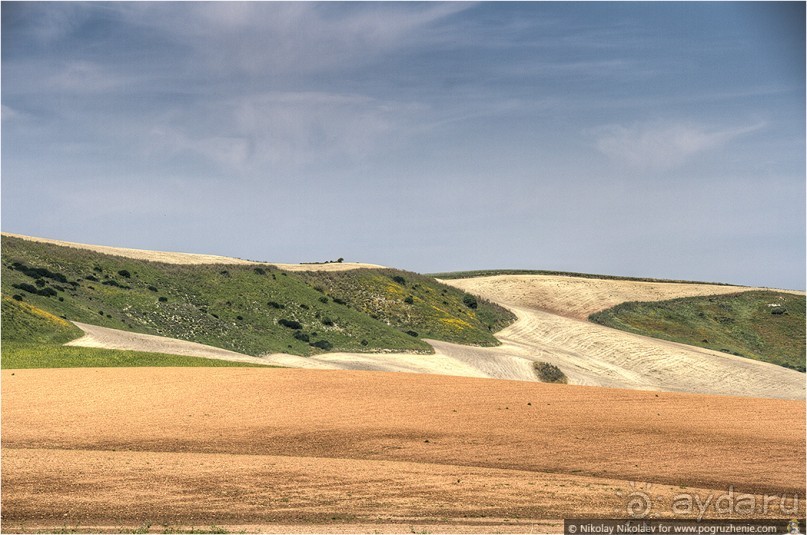 Андалусия и город под скалой (Setnil De Las Bodegas, Spain)