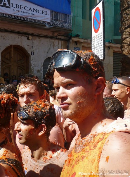 Море кетчупа… Томатина 2012 (Bunol, Spain)