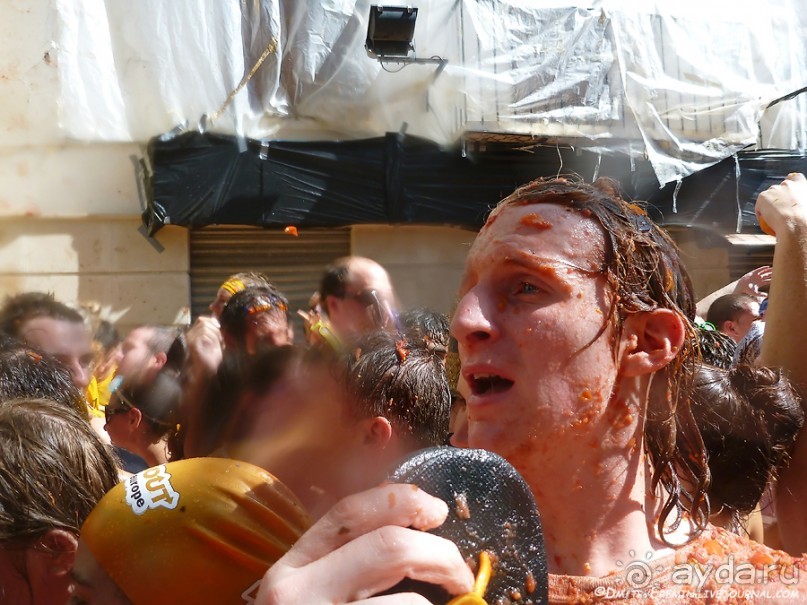 Море кетчупа… Томатина 2012 (Bunol, Spain)