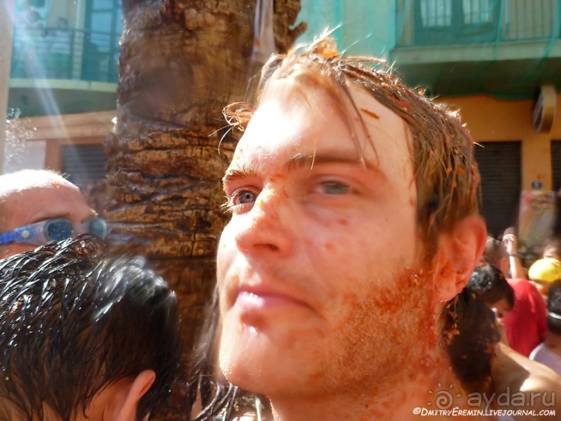 Море кетчупа… Томатина 2012 (Bunol, Spain)