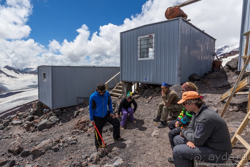 Эльбрус, часть 3: Бочки и Валера (Gara-Bashi, Russia)