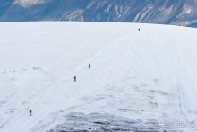 Эльбрус, часть 3: Бочки и Валера (Gara-Bashi, Russia)
