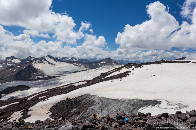 Эльбрус, часть 3: Бочки и Валера (Gara-Bashi, Russia)