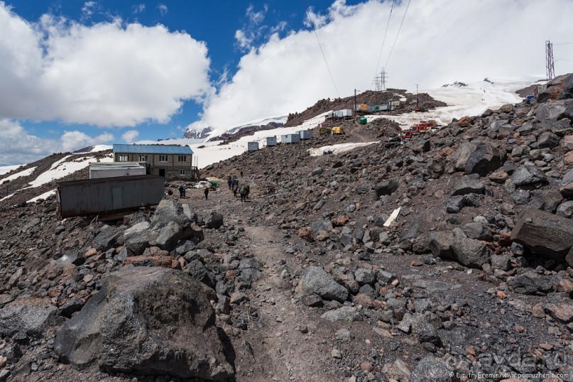 Эльбрус, часть 3: Бочки и Валера (Gara-Bashi, Russia)