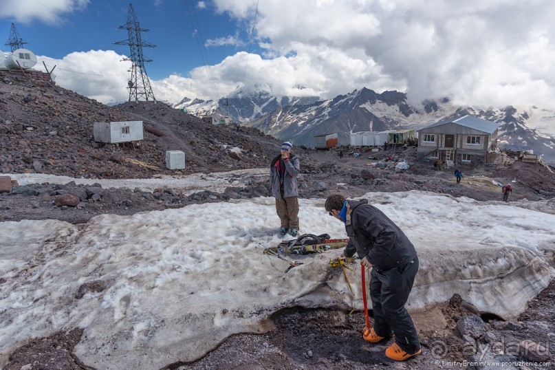 Эльбрус, часть 3: Бочки и Валера (Gara-Bashi, Russia)