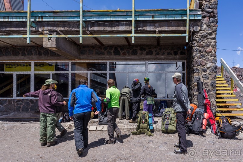 Эльбрус, часть 3: Бочки и Валера (Gara-Bashi, Russia)