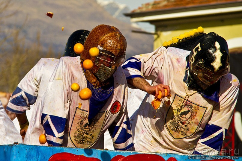 Апельсиновая бойня (Ivrea, Italy)