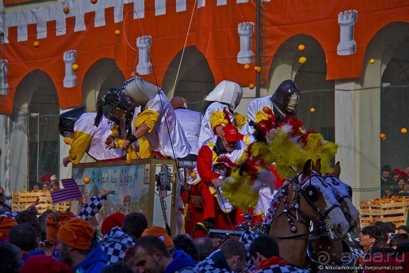 Апельсиновая бойня (Ivrea, Italy)