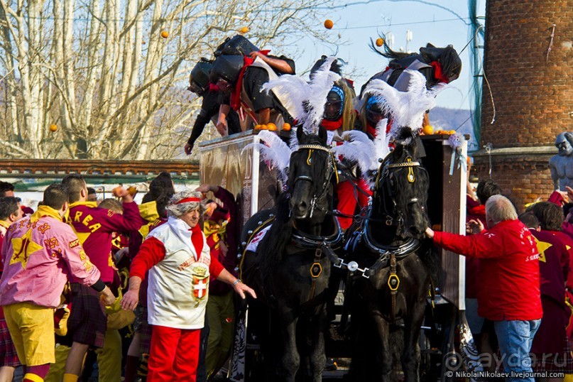 Апельсиновая бойня (Ivrea, Italy)