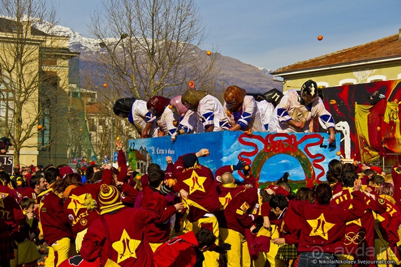 Апельсиновая бойня (Ivrea, Italy)