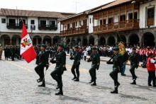 Покорение Америки. Часть 4. День 3: Танцы, кока, высота… (Cuzco, Peru)