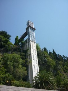 " С точки зрения оптимиста Пизанская башня не падает, а поднимается."