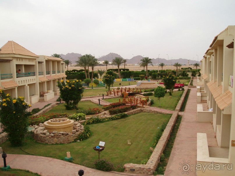 Средний отель 