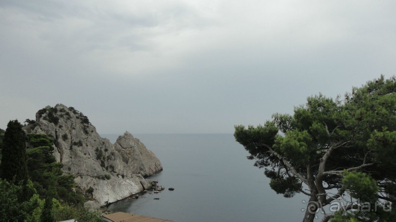 Вид на скалы Панеа и Диву по дороге к Кацивели