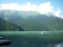 Как Бус и Карамелька впервые море увидели. Абхазия, Пицунда, Рыбзавод 2015....