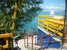 А море ласково шептало и нежно пятки целовало или второй выезд Буса и Карамельки на Черное море