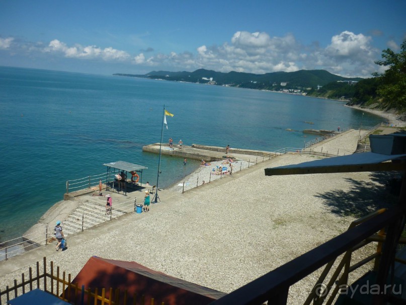 А море ласково шептало и нежно пятки целовало или второй выезд Буса и Карамельки на Черное море