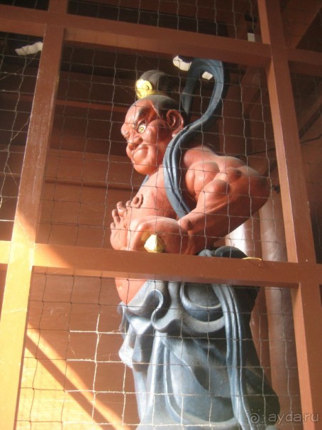 Япония.Большой Будда в Камакуре.