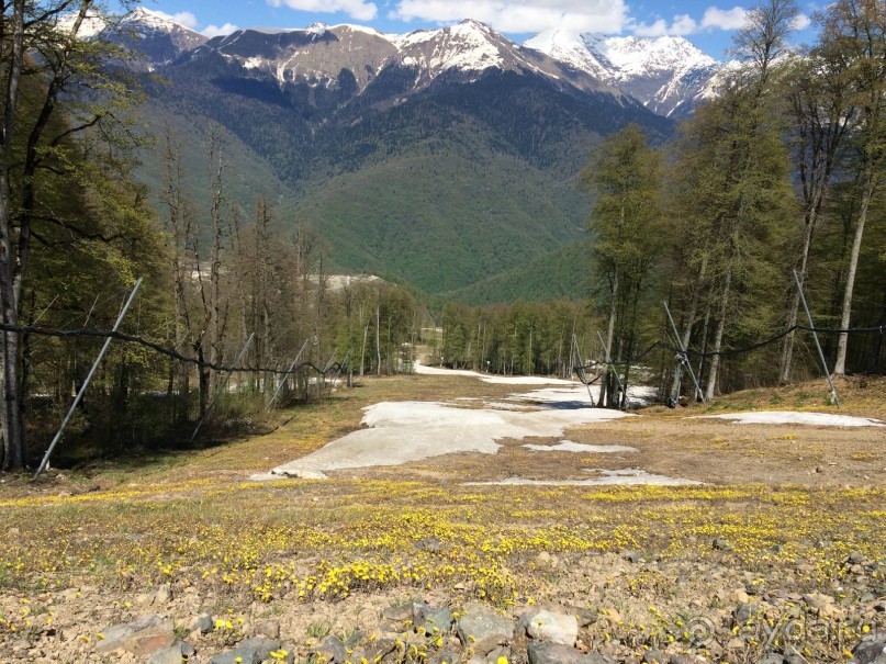 Горнолыжный курорт не в горнолыжный сезон