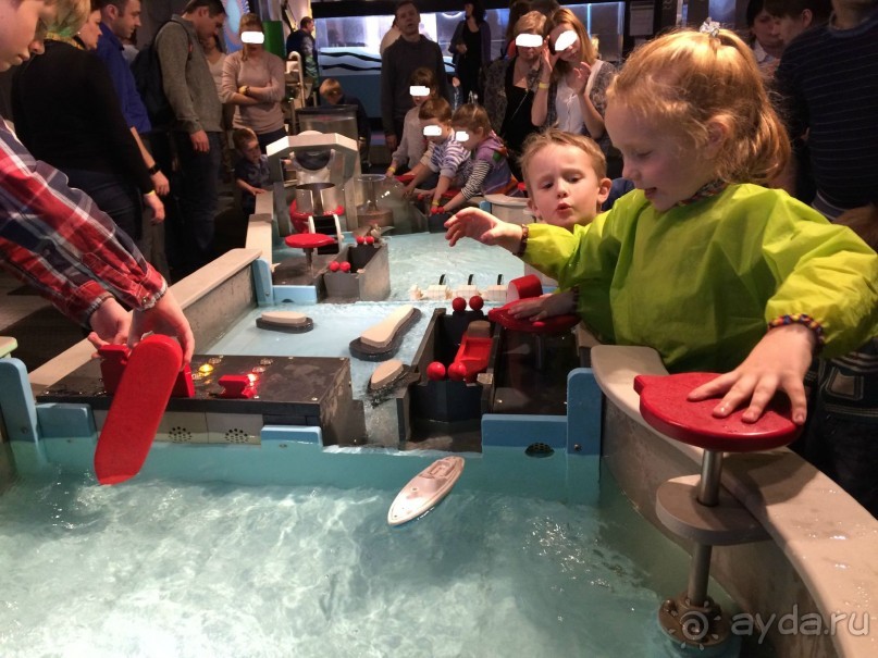 Музей занимательных наук Экспериментаниум с дошколятами. Родители выжили :)