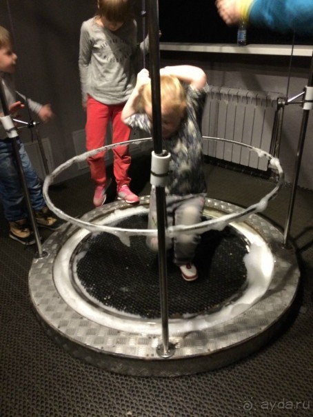 Музей занимательных наук Экспериментаниум с дошколятами. Родители выжили :)