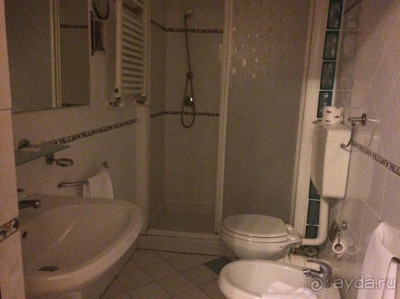 Вполне себе нормальный отель для кратковременного пребывания