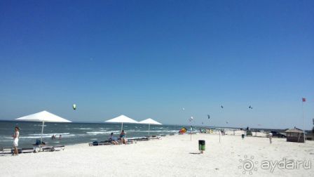 Белый пляж и теплое море для всей семьи!!!