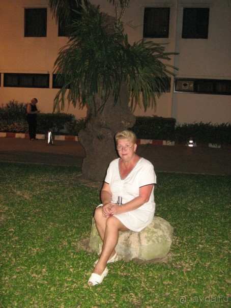 Отель действительно - казарма и питание солдатское.