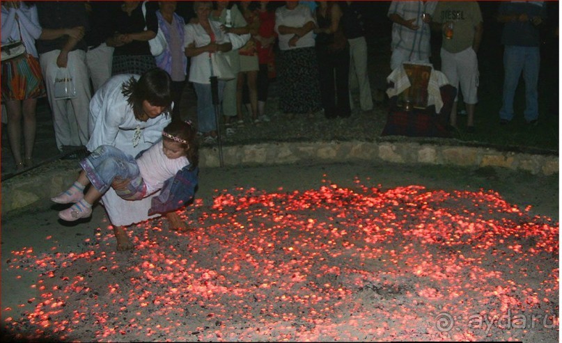 Нестинарство – один из самых древних болгарских обычаев