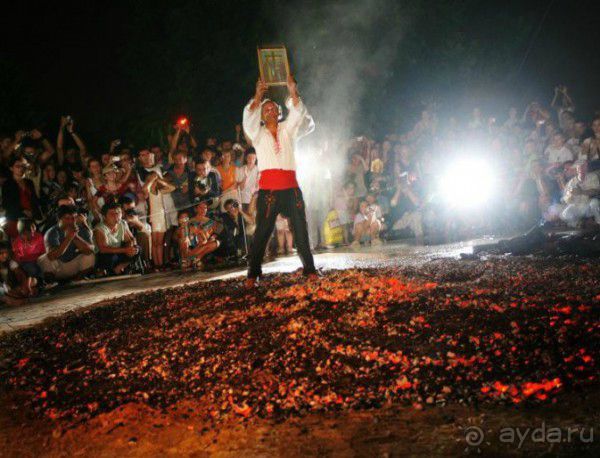 Нестинарство – один из самых древних болгарских обычаев