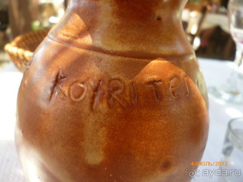 Крит. Две звезды на берегу моря.