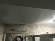 Обман с включенными услугами, wifi отсутствует, грязный бассейн с холодной "морской" водой, персонал