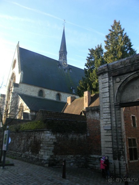 Левен. Бегинаж