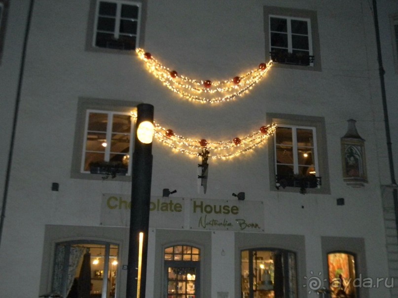 Люксембург. Фонари, которые за вами следят