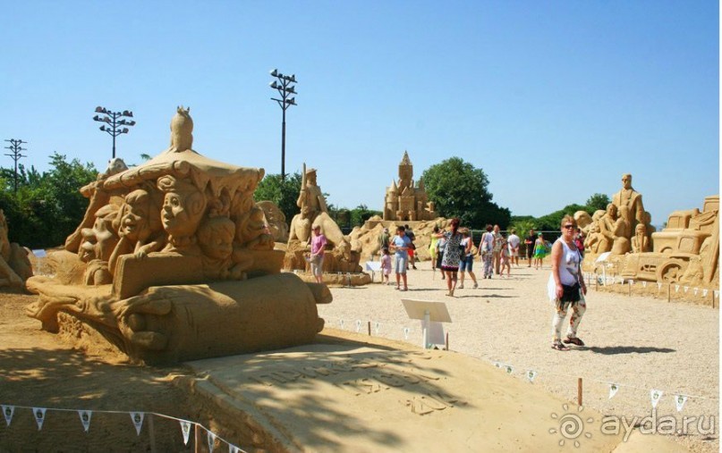 Фестиваль песчаных скульптур Бургас