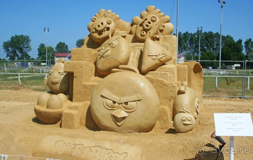 Фестиваль песчаных скульптур Бургас