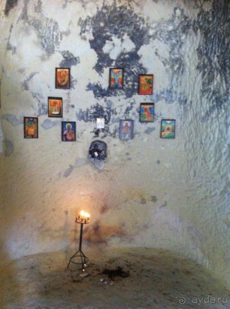 Хан-Крумский скальный монастырь