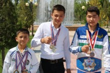 Народ встретил своего сына