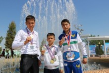 Народ встретил своего сына