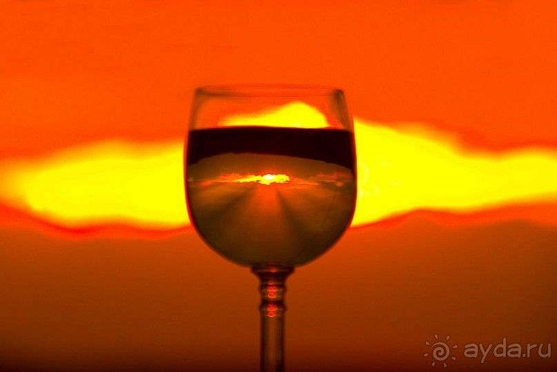Экскурсия "Солнце в бокале" (с посещением дегустационного зала винзавода им.Ховренко) Экскурсия "Солнце в бокале" (с посещением дегустационного зала винзавода им.Ховренко)