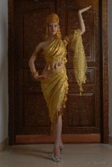                        ПРИКОСНУТЬСЯ К МГНОВЕНИЯМ ВЕЧНОСТИ