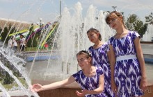 И ВНОВЬ ЗАЖУРЧАЛИ ФОНТАНЫ